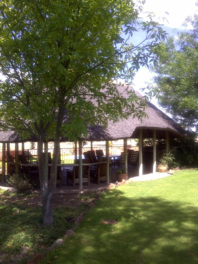 Buschberg Guest Farm Villa Outjo Luaran gambar